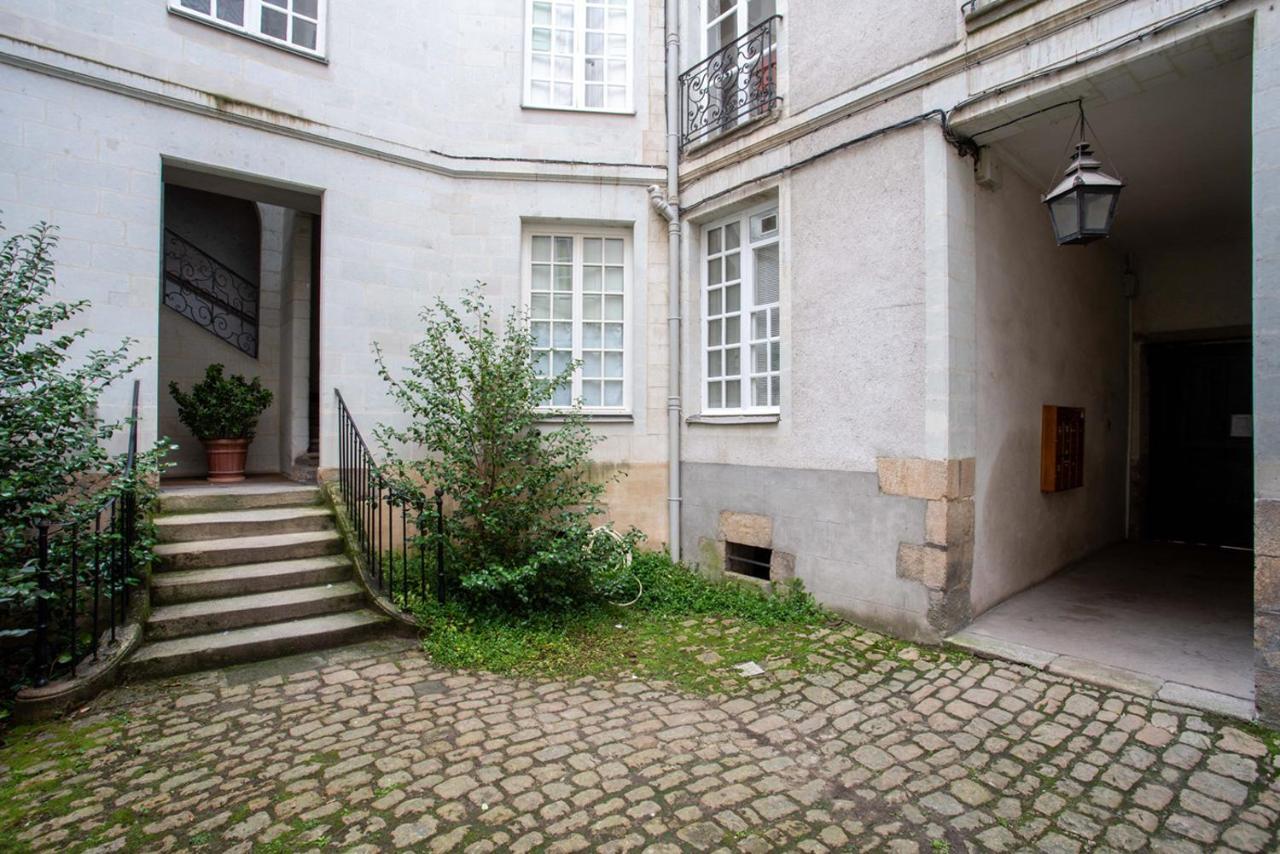 Pour Une Escapade A Nantes, Face Au Musee D'Artsアパートメント エクステリア 写真