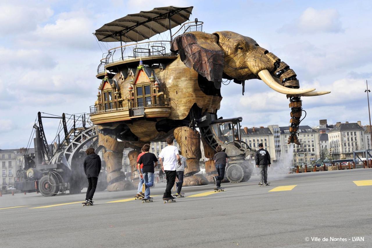 Pour Une Escapade A Nantes, Face Au Musee D'Artsアパートメント エクステリア 写真