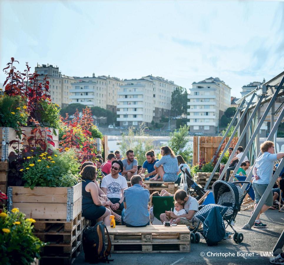 Pour Une Escapade A Nantes, Face Au Musee D'Artsアパートメント エクステリア 写真